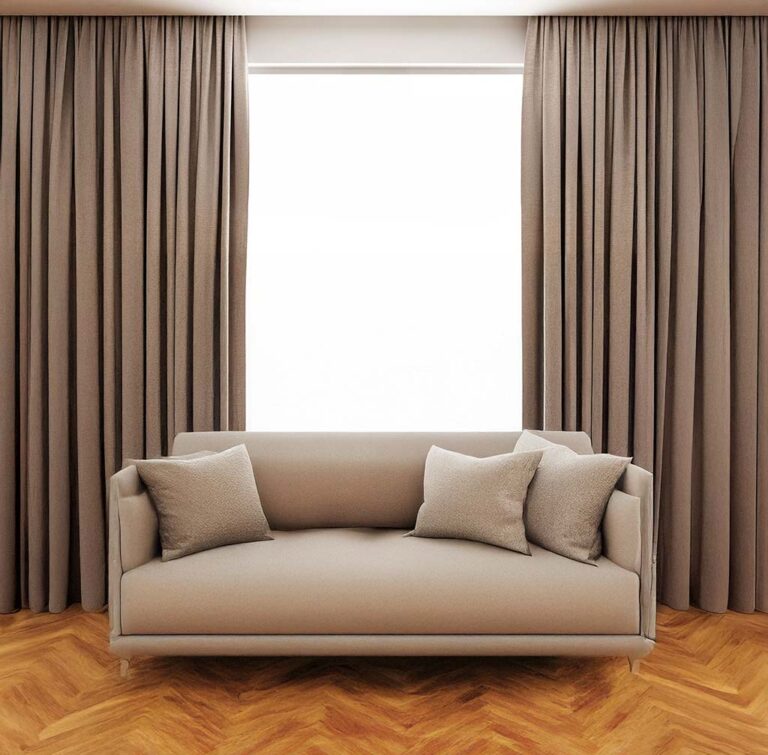 extendable curtain track