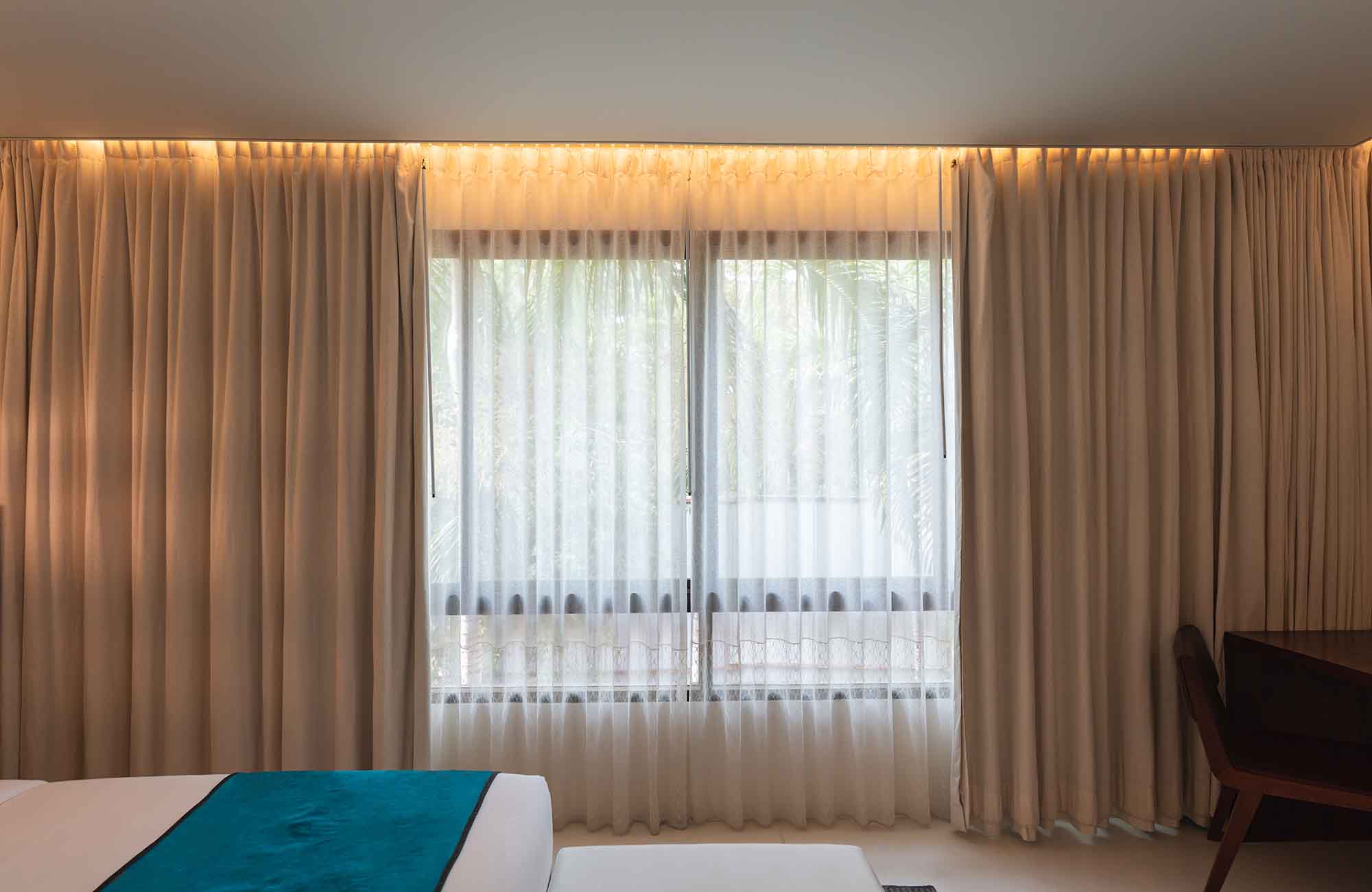 Motorized Curtain Track