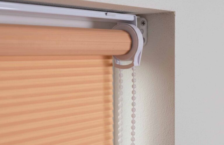 Bracket Roller Blind