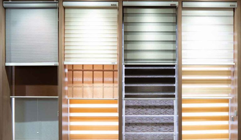 Distributor Roller Blind