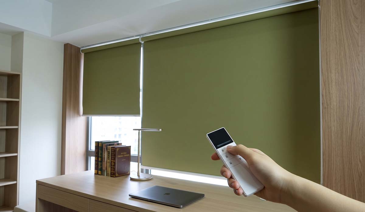 Motorized Roller Blind