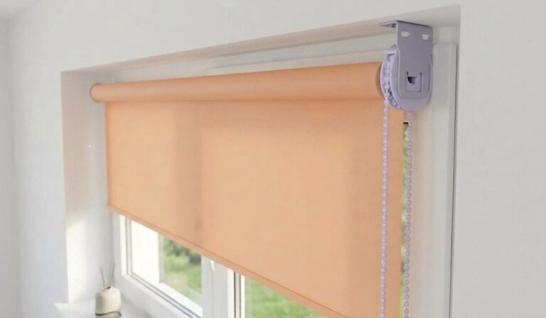 chain system roller blind